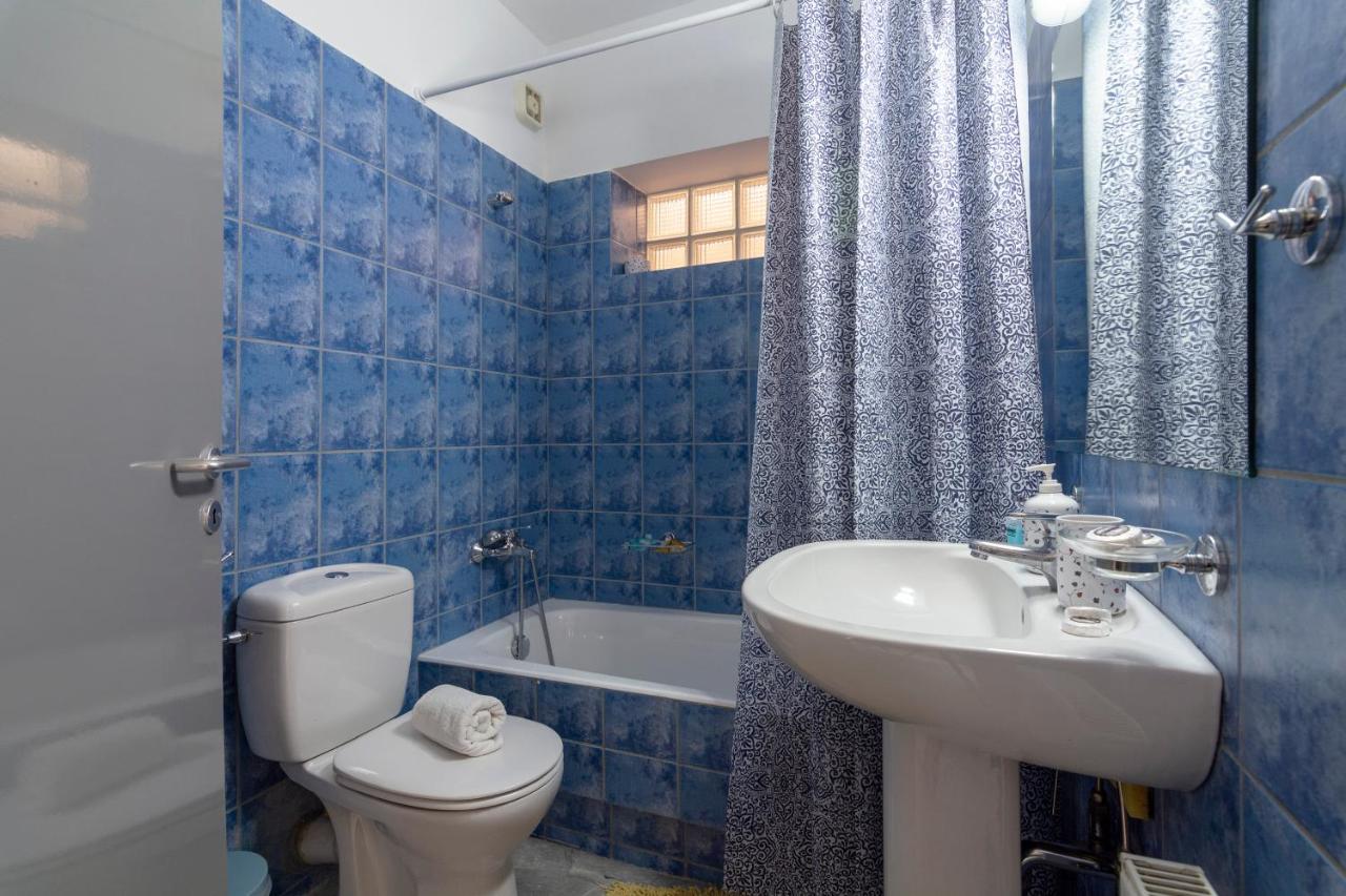 Central 3Bd Apt. Near Acropolis Athens Exterior photo